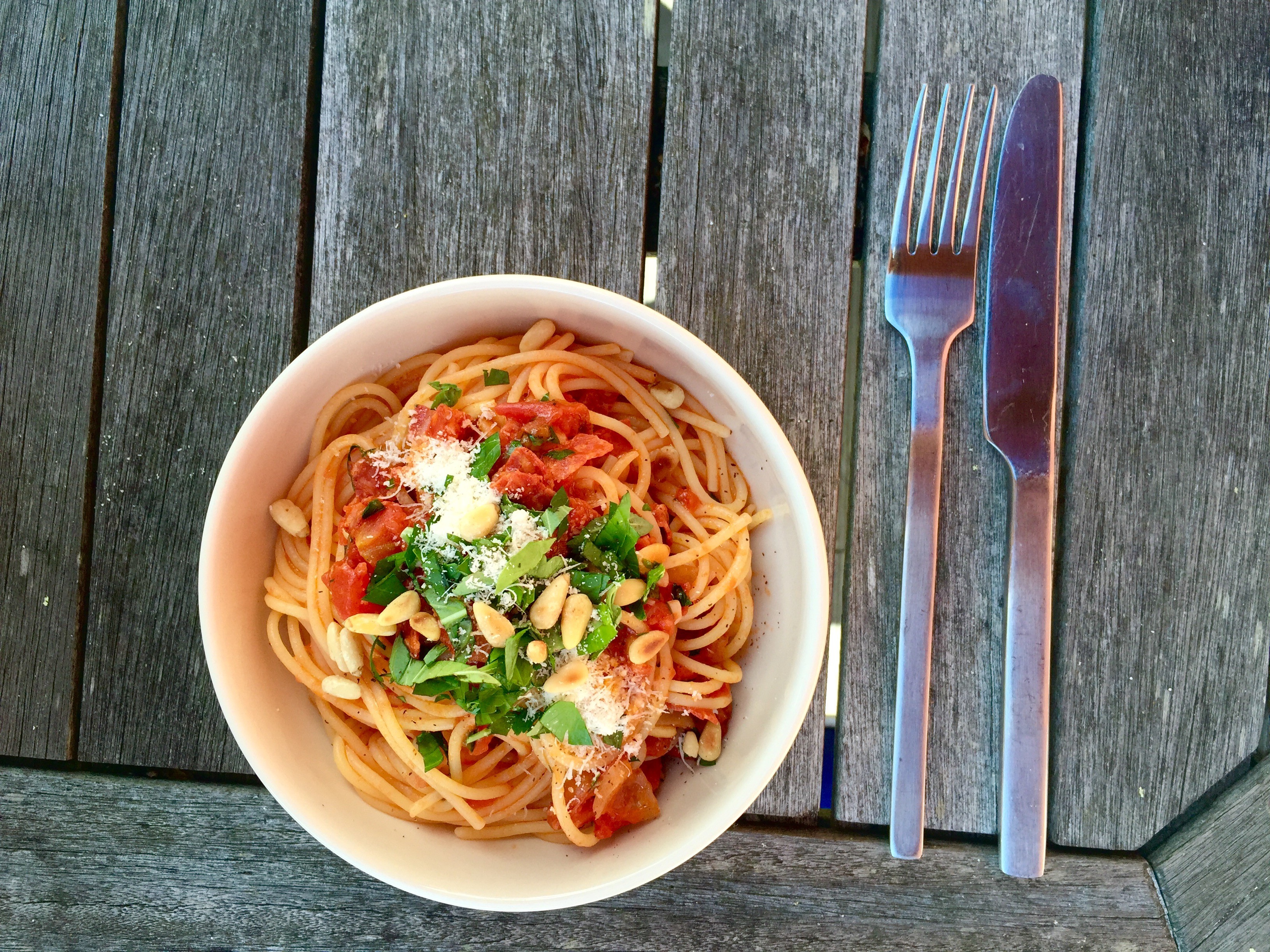 spagetti i tomatsås